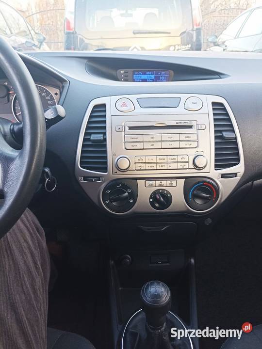 Hyundai i20 14 beznzyna 2011 r STAWOX Tyszowce