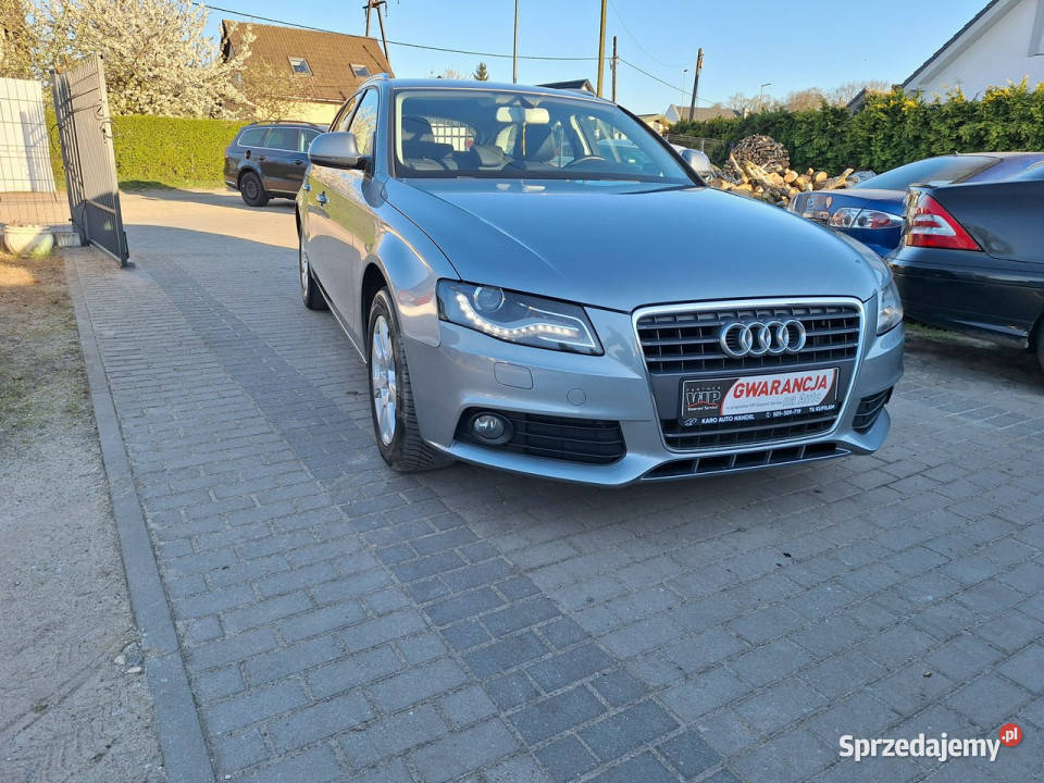 Audi A4 Avant Klimatronik Ksenon Nawigacja Ledy serwisowany w ASO Załom