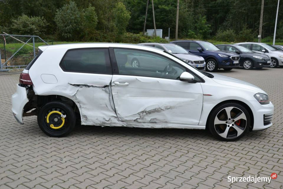 Volkswagen Golf gti 20 benzyna 220 xenon ledy małopolskie Kęty