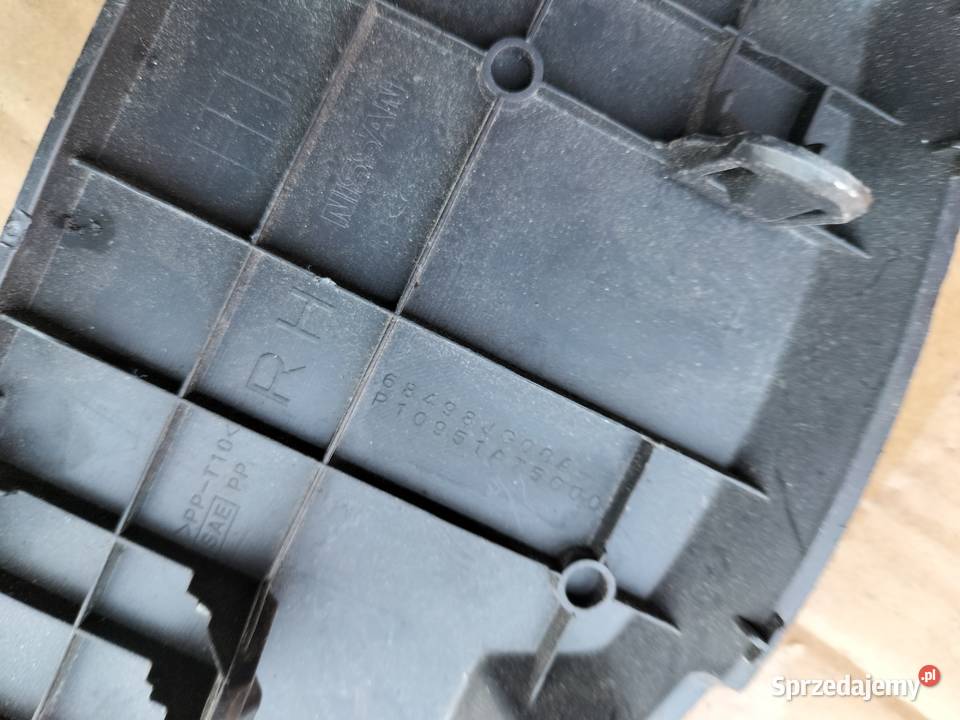 NISSAN XTRAIL T31 TRÓJKĄT OSŁONA DESKI KONSOLI