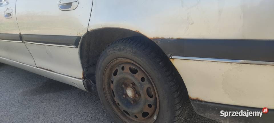 Opel Omega B 25 V6 manualna Lublin