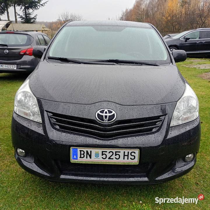 Toyota Verso 18 147 benzyna automat 7 osobowy Radom