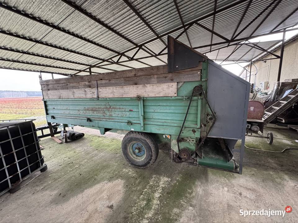 Rozrzutnik sadowniczy do borówki trocin torfu Białobrzegi sprzedam
