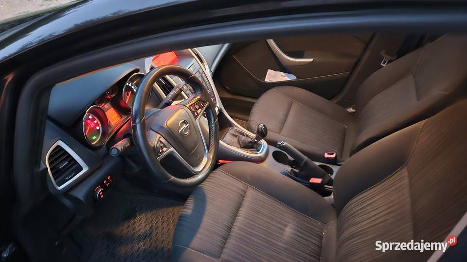 Opel Astra J brązowy 16 benzyna wersja bez Częstochowa