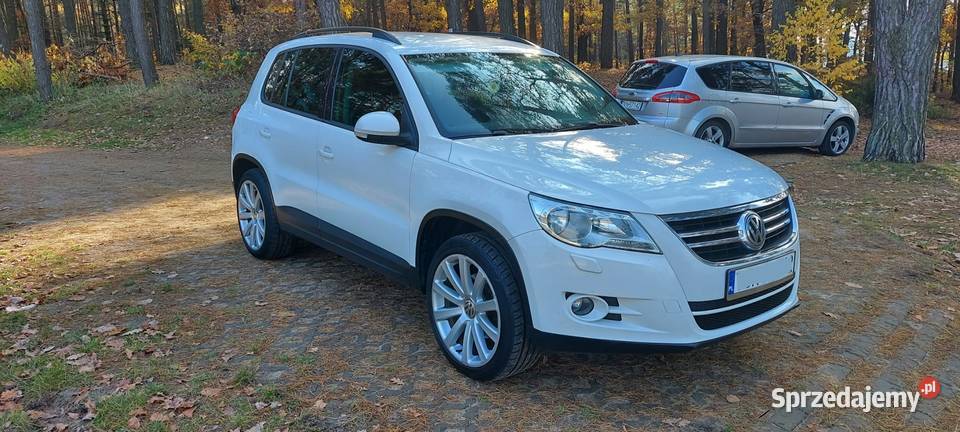 VW Tiguan I 20 iguan 2010r Biały Czarne Wnętrze Tiguan świętokrzyskie Skarżysko-Kamienna sprzedam