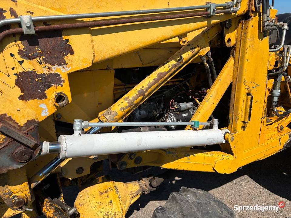 Koparko Ładowarka MF 50 R 4x4 Parczew