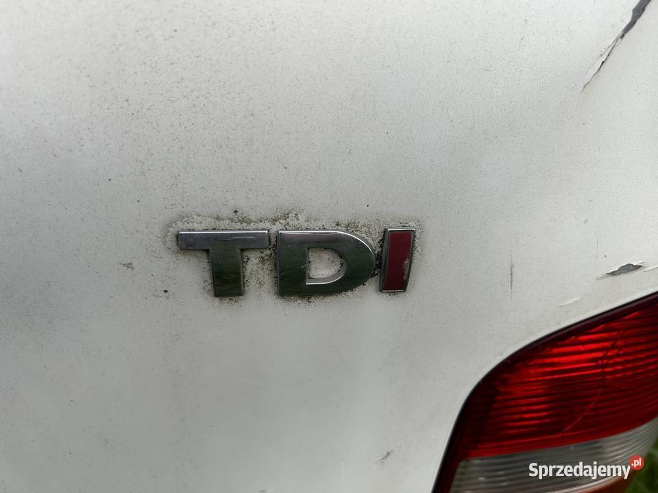 Sprzwdam VW T5 uszkodzony sprzedam