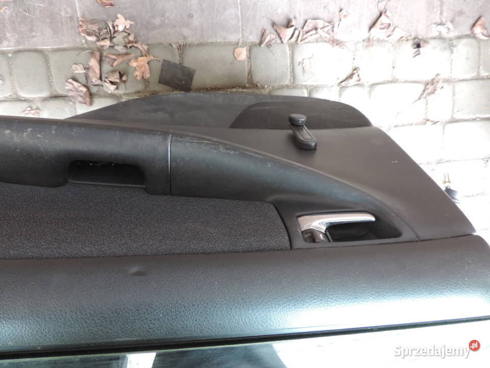 TOYOTA COROLLA E12 SEDAN DRZWI PRAWY TYŁ 199 małopolskie Nowy Sącz