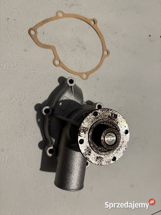 Pompa wody BMW e28 e32 e34 śląskie Mszana