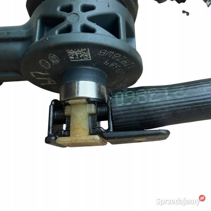 Wtryskiwacze 338002A610 0445110589 HYUNDAI I40 Barłogi