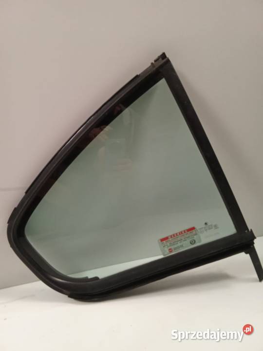 Szyba Boczna Prawa Trójkąt Tylna Skoda Octavia Bralin