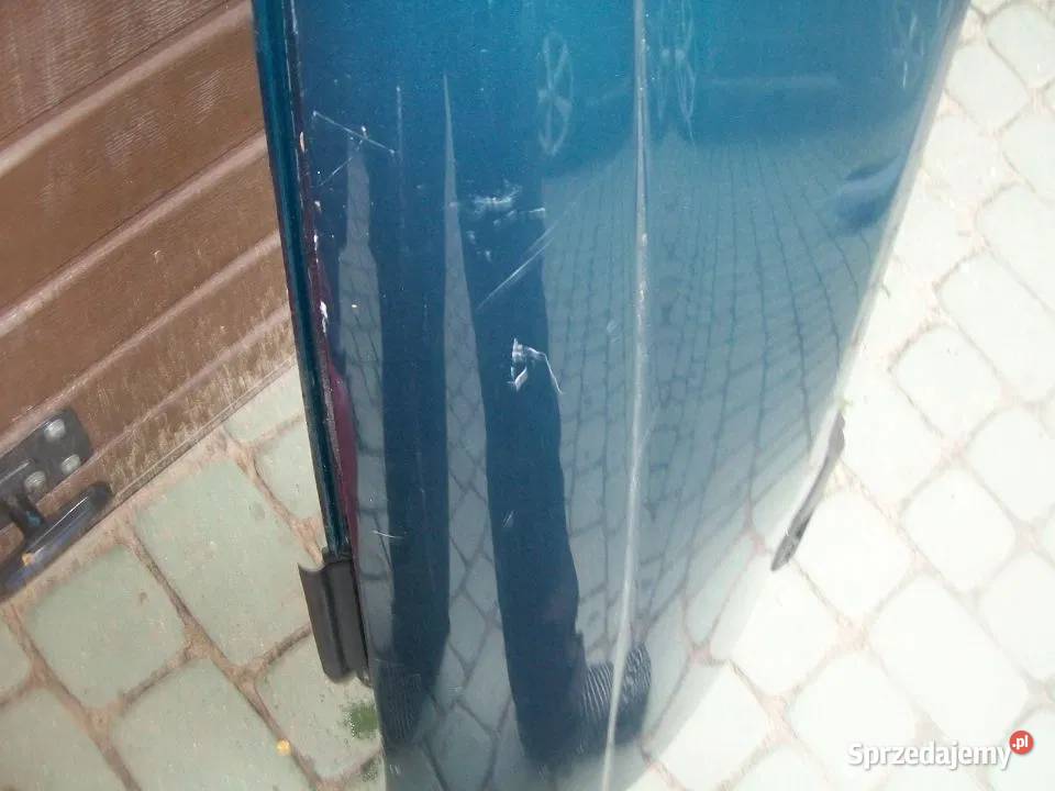 Błotnik prawy OMEGA B BEZ RDZY osobowe mazowieckie Radom