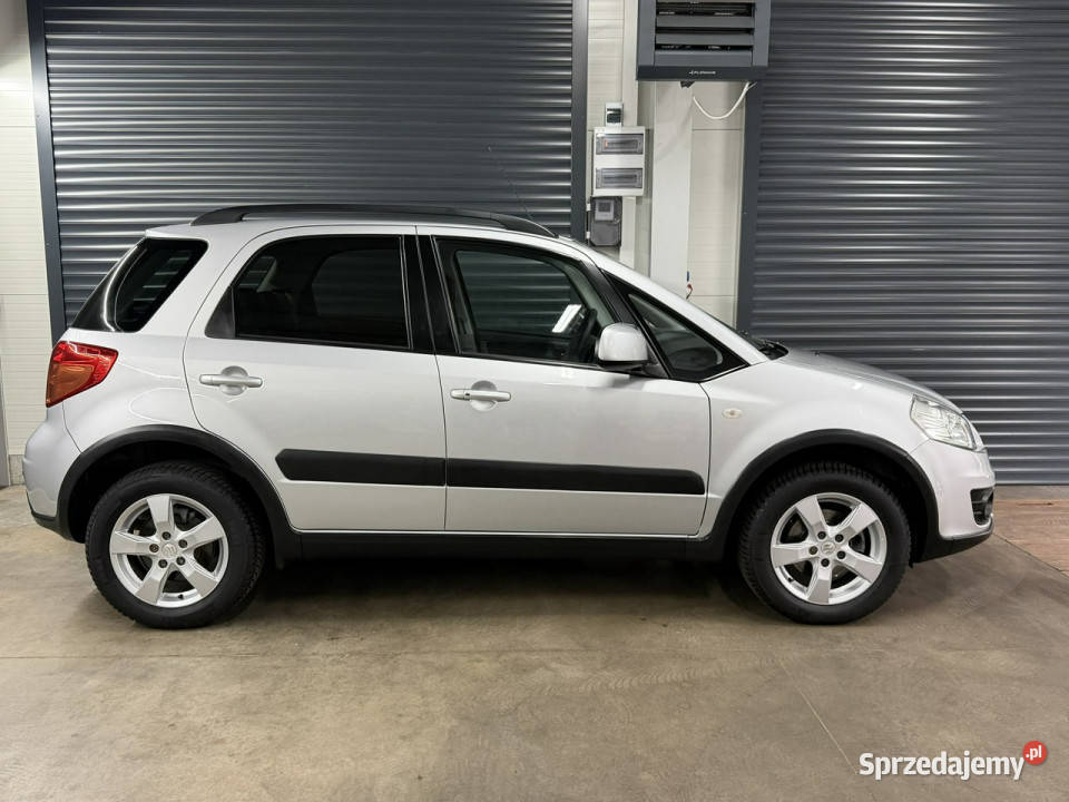 Suzuki SX4 4x4 30tyśkm Stan idealny Zero korozji elektryczne lusterka Chechło