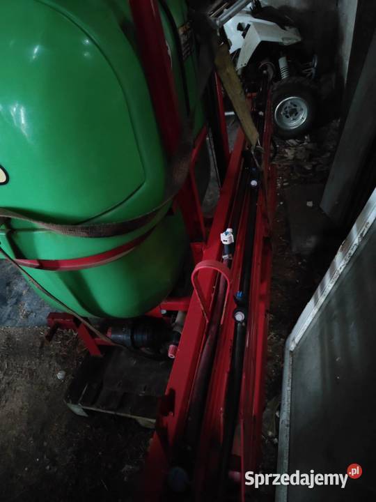 Opryskiwacz polowy 600l Domatowo