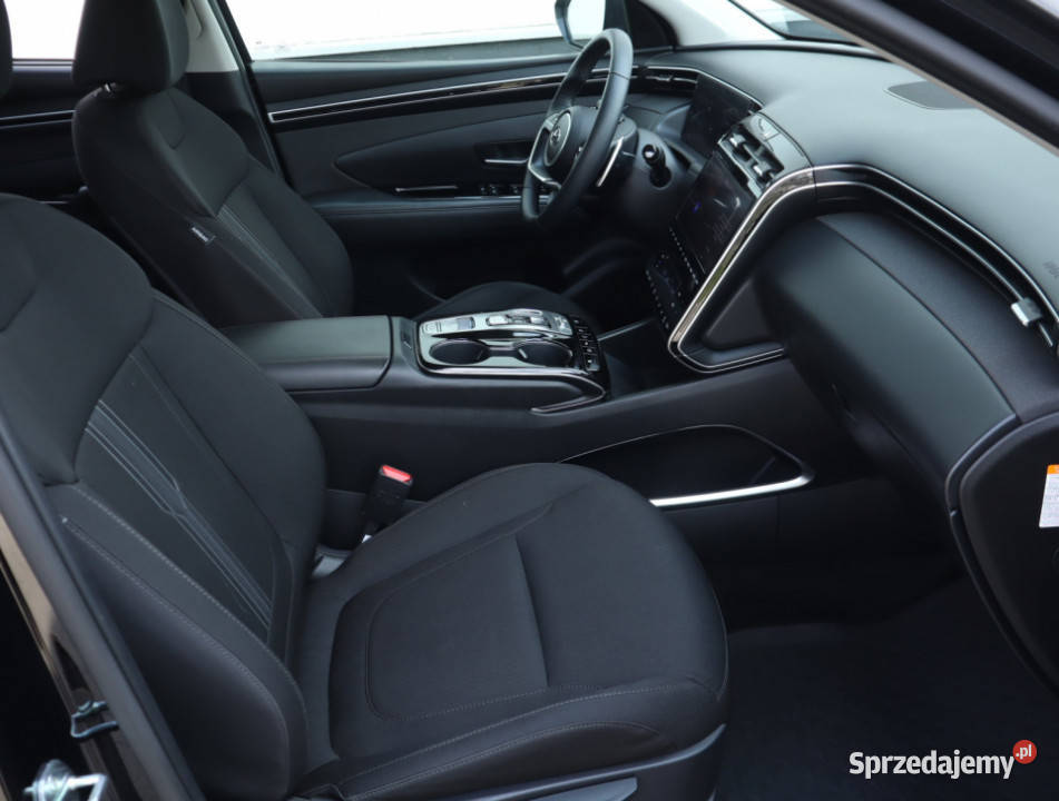 Hyundai Tucson 16 TGDI HEV Rok produkcji 2021 Łódź