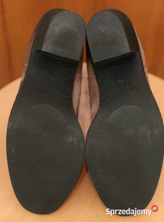 Damskie buty botki firmy HM 40 Kozaki Siedlce