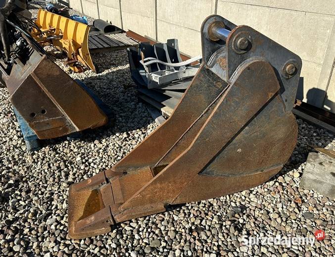 UŻYWANA ŁYŻKA KOPIĄCA Komatsu PW1607EO Tuliszków