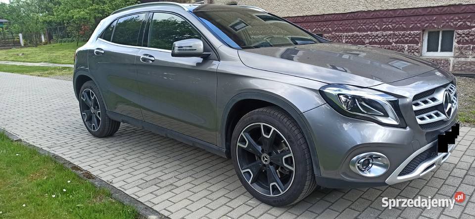 MercedesBenz GLA Mercedes GLA 250 4Matic GLA Motoryzacja Bestwina