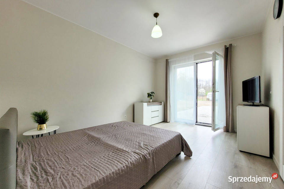 Nowoczesny wolnostojący dom 168m2 w Adamowiźnie 208m2 Adamowizna