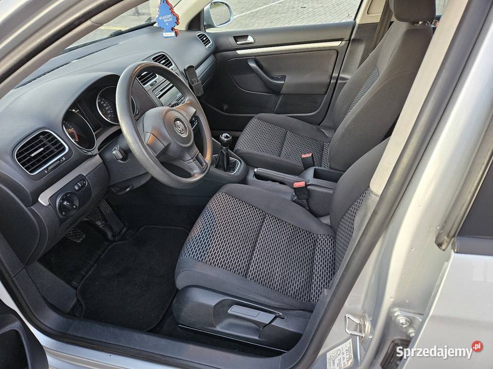 Volkswagen Golf 6 kombi 16 TDI 105 Hak nieuszkodzony sprzedam