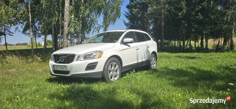Volvo cx60 4x4 32 benzyna 250 2013 200 przebiegu Hrubieszów