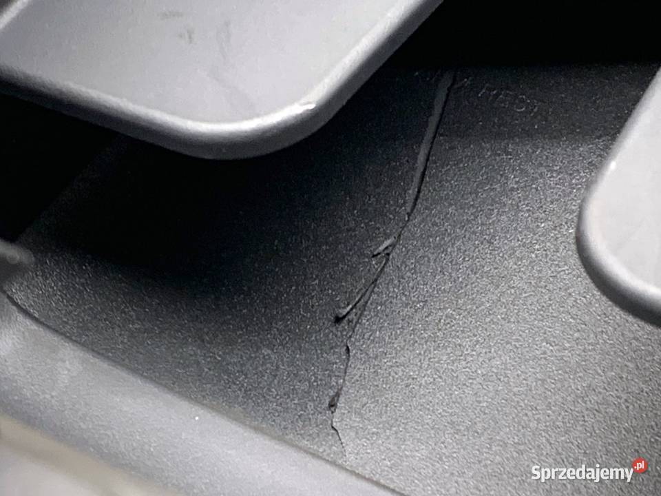 PODŁOKIETNIK HYUNDAI i30 Kombi 0712 osobowe podkarpackie