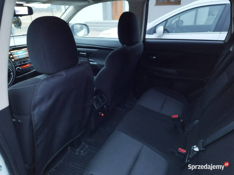 Mitsubishi Outlander Krajowy stan silnik centralny zamek Skawina sprzedam