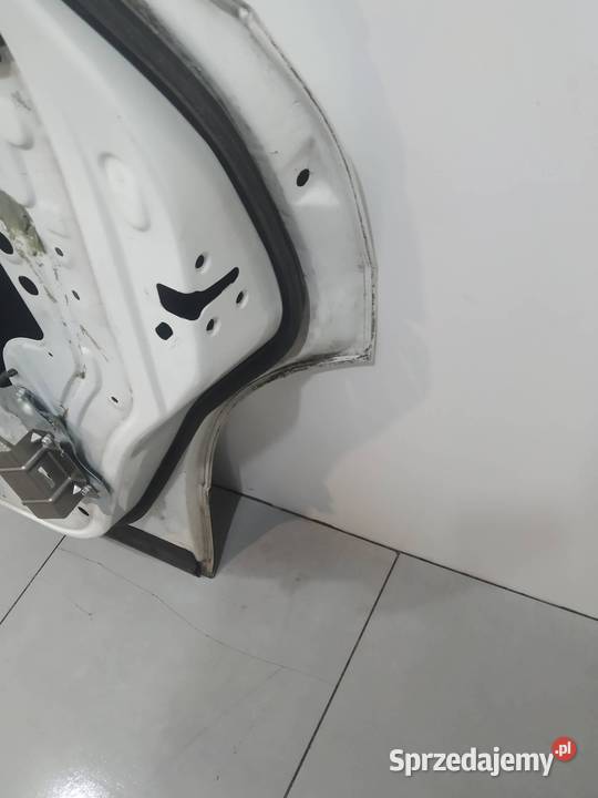 DRZWI PRAWE TYŁ 326G Nissan Qashqai I 20072013