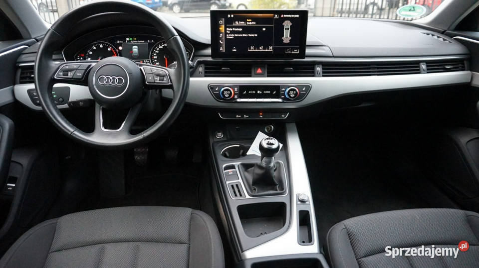 Audi A4 Avant super stan Gwarancja B9 2015 czujnik deszczu A4 Zielona Góra