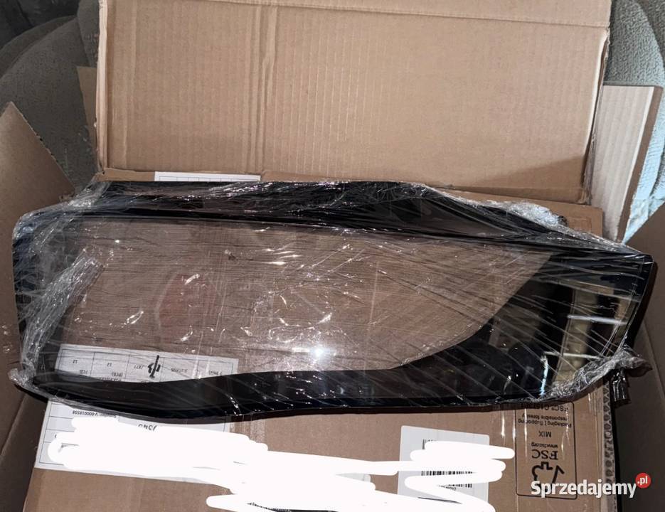 Prawy Klosz do lampy Audi A4 B8 LIFT 20122015