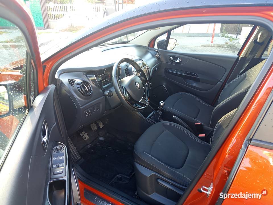 Renault Captur 12 benz 4 cylindry 76 przebieg