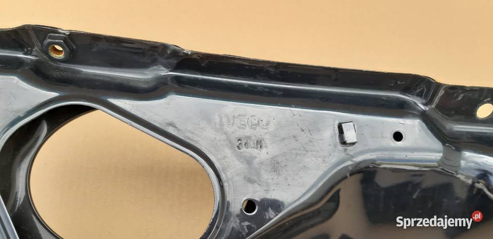 IVECO DAILY LIFT 19 PAS PRZEDNI WZMOCNIENIE Bieleń