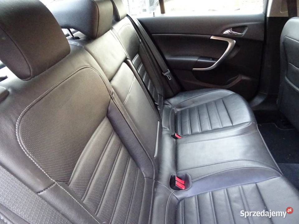 Insignia A 16 TURBO tapicerka skóra AGR OPC Parcice