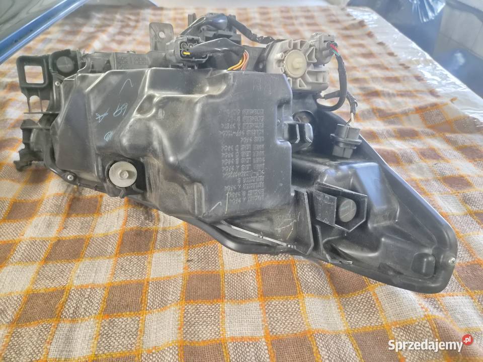 Mazda 2 III DJ 1419 lampa prawa i lewa Full LED osobowe zachodniopomorskie sprzedam