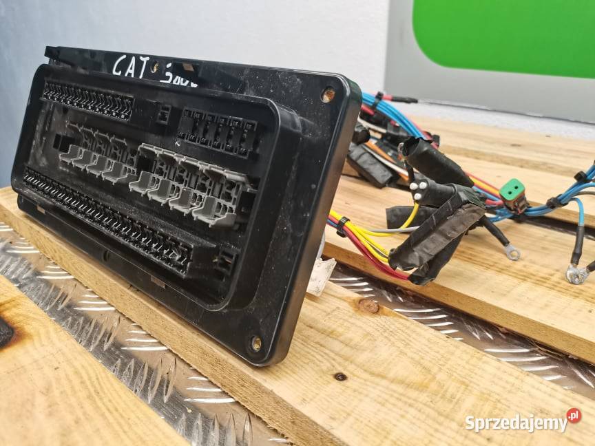 Panel bezpieczników z wiązką Cat E325D Wilkowo