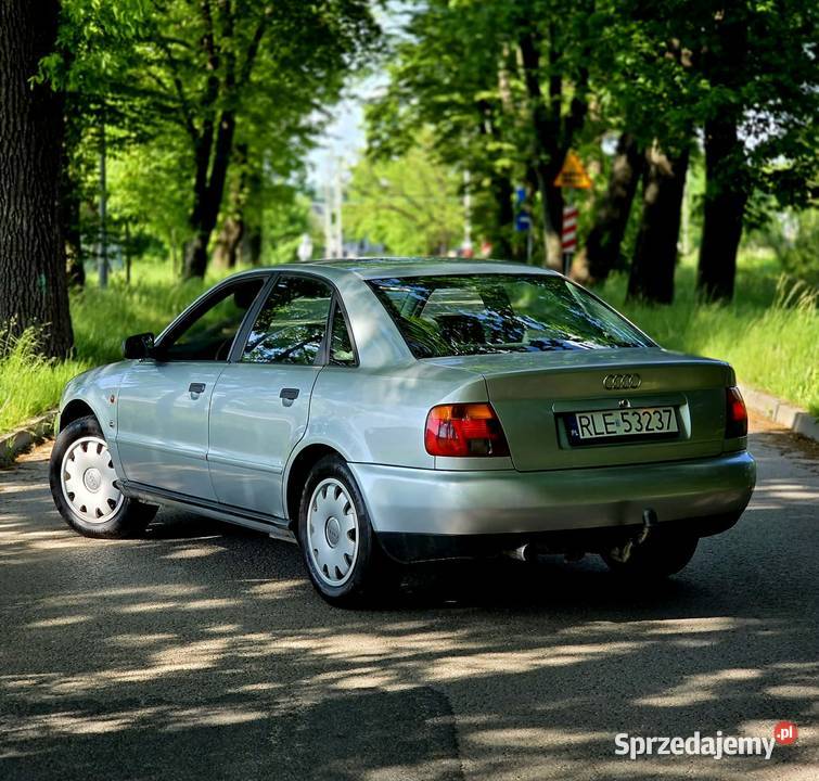 Audi a4 B5 lpg hak benzyna+LPG Łańcut sprzedam