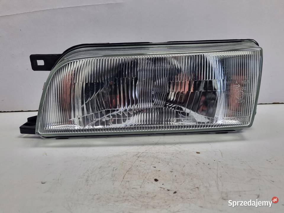 Nissan Sunny N14 9196r PRZEDNIA LAMPA LEWA LEWY lubelskie Janów