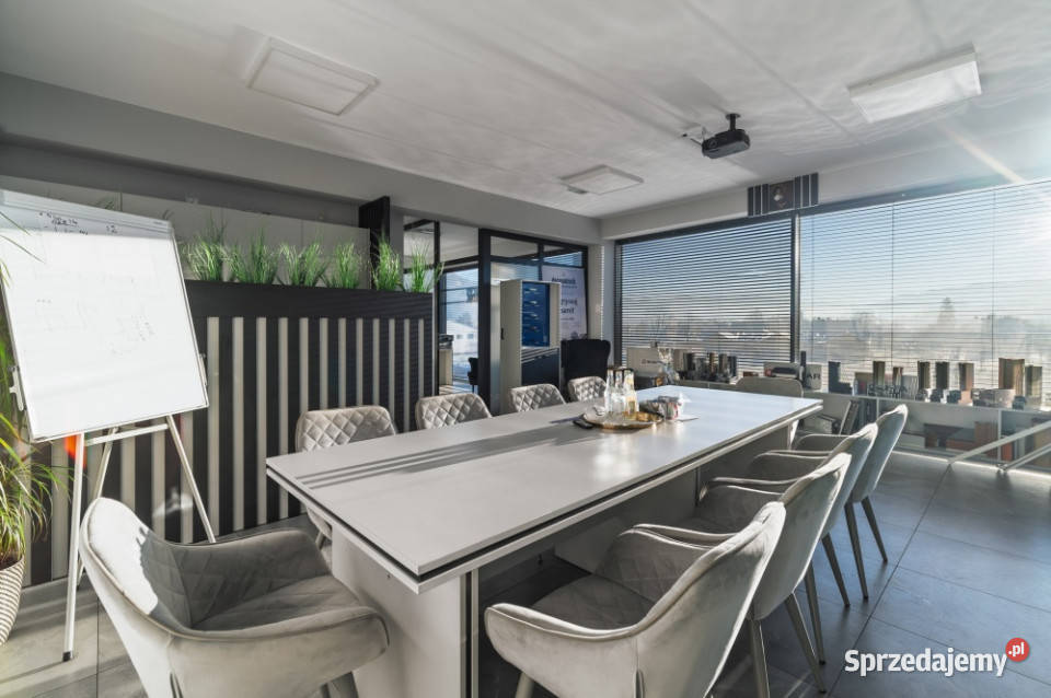 Nowoczesna hala produkcyjnomag z biurami 4 bramy 6102zł/m2 małopolskie Mszana Dolna