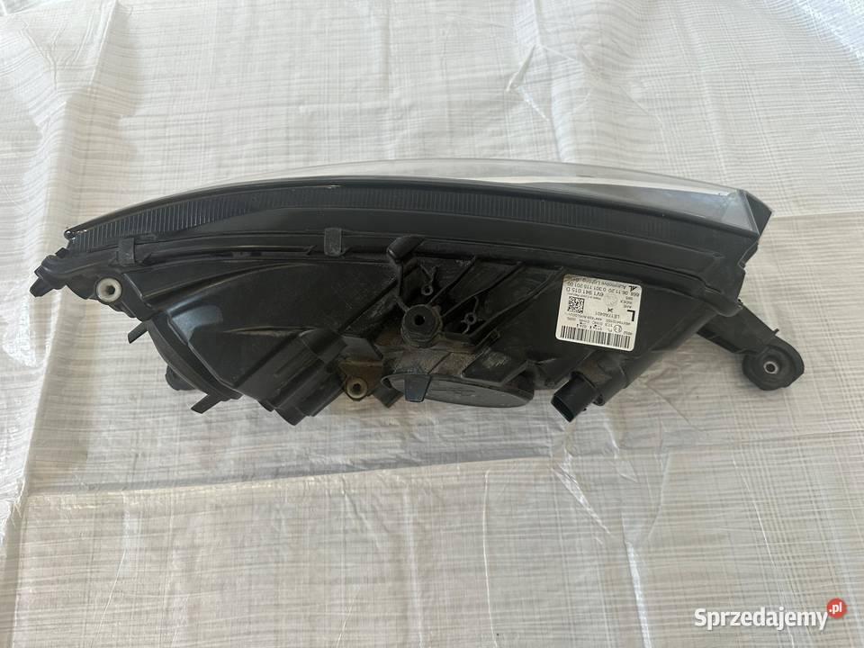 SKODA FABIA III LIFT LAMPA PRZÓD PRZEDNIA LEWA osobowe