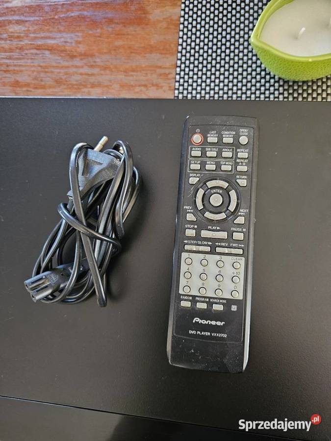 DVD odtwarzscx pionner DV444