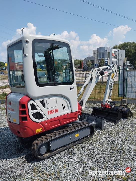 Nowa japońska minikoparka Takeuchi TB216 V0