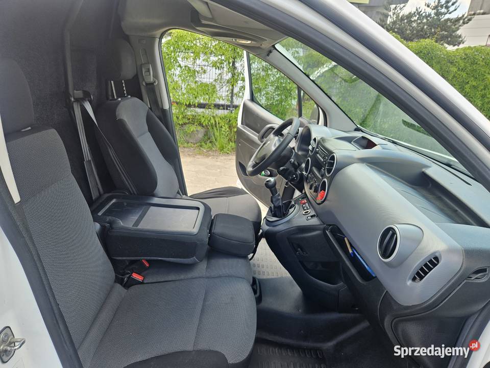 Peugeot Partner 201718 faktura VAT Warszawa sprzedam