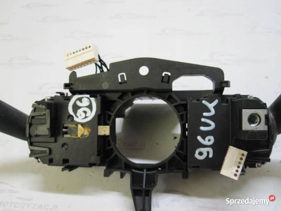 VW CADDY III LIFT 13r przełącznik zespolony osobowe