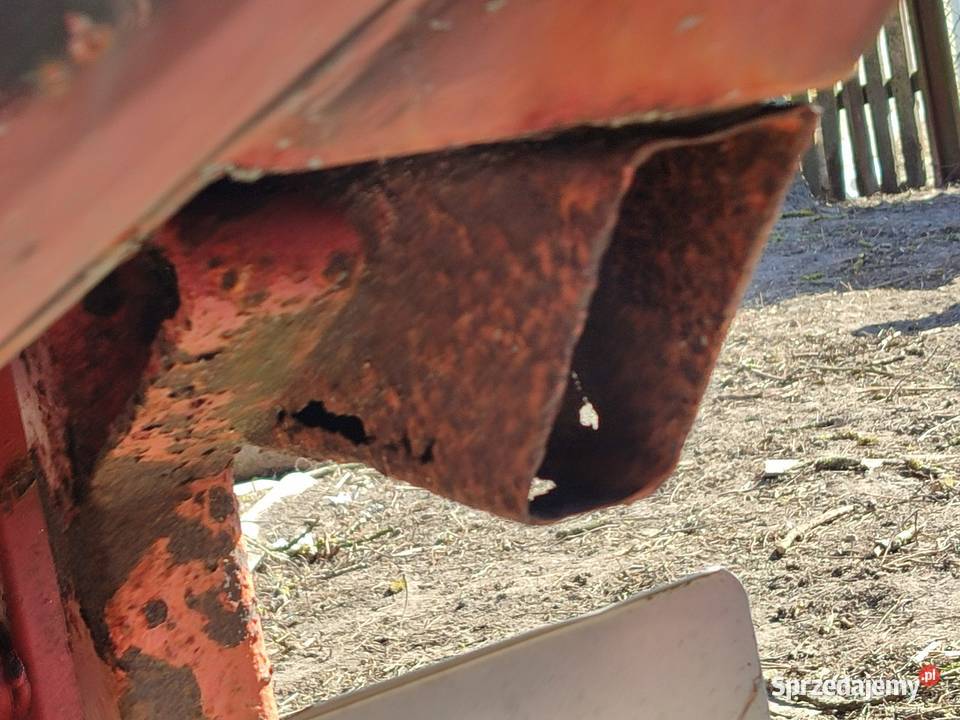 Rozsiewacz Rauch kuhn zsb 900 uszkodzony nieuszkodzony lubelskie Paprotnia