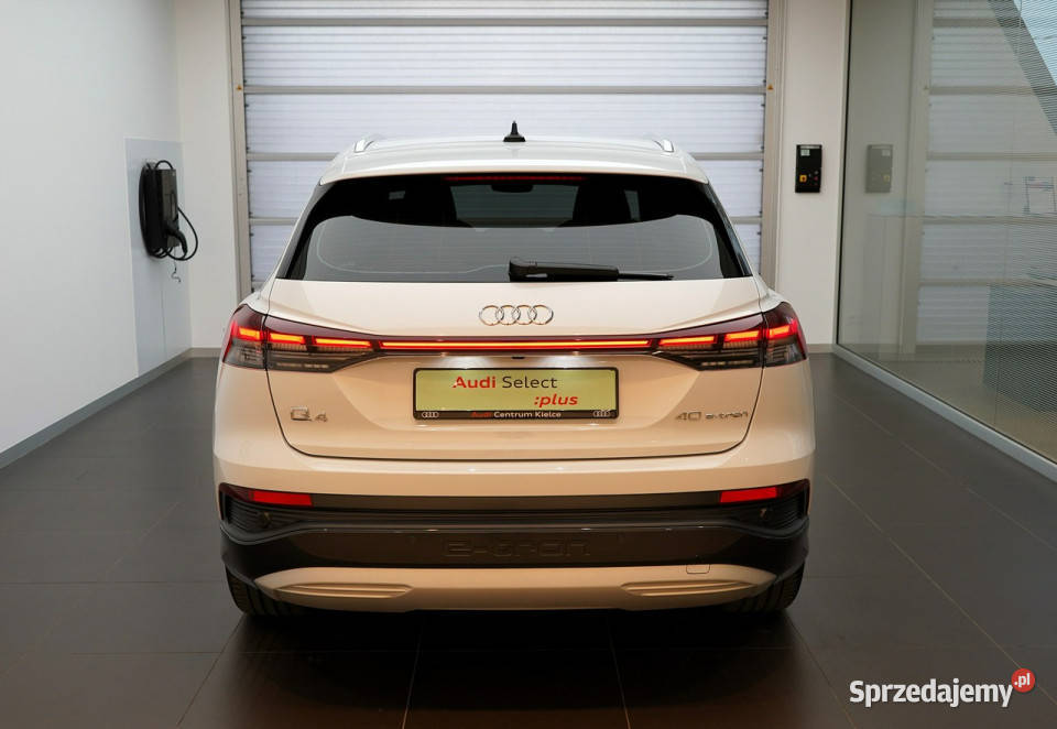 Audi Q4 Q4 etron 40 204 Matrix Navi Kamera ACC Kielce sprzedam