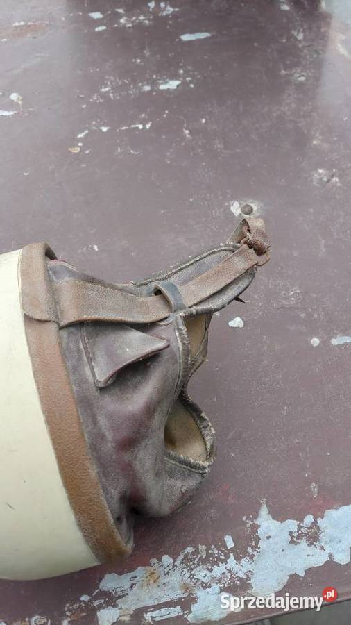 Kask orzeszek prl Medynia Głogowska