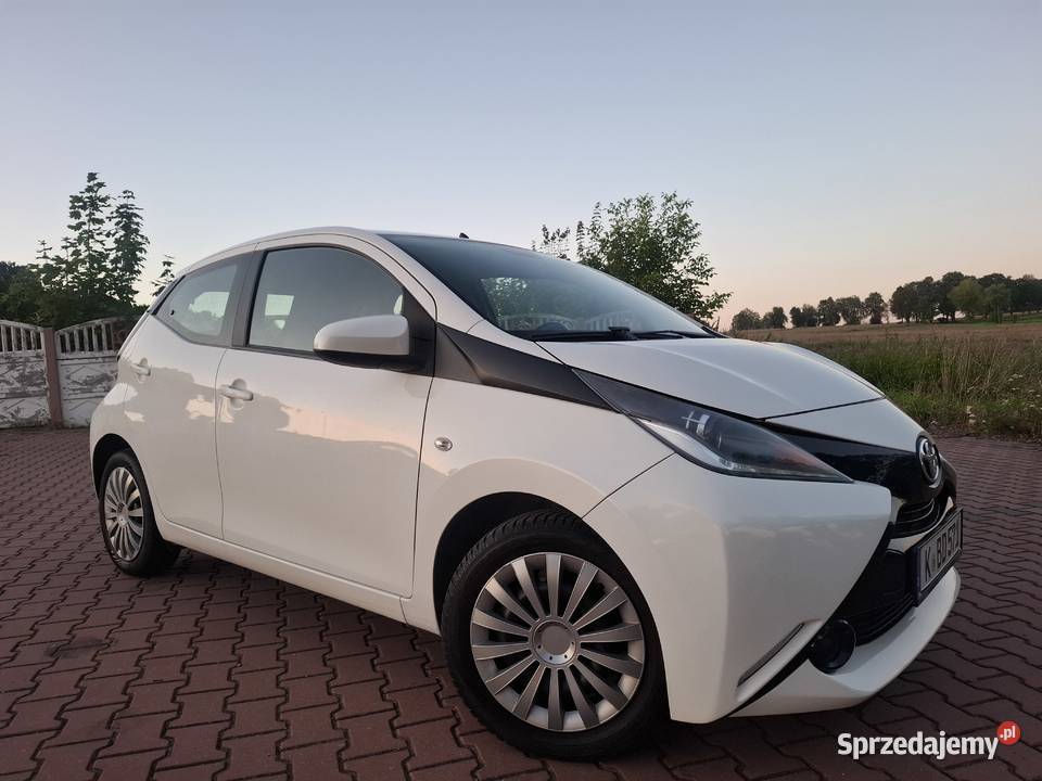 Toyota Aygo 10 BenzynaKlimaTempomatSerwis Skarżysko-Kamienna