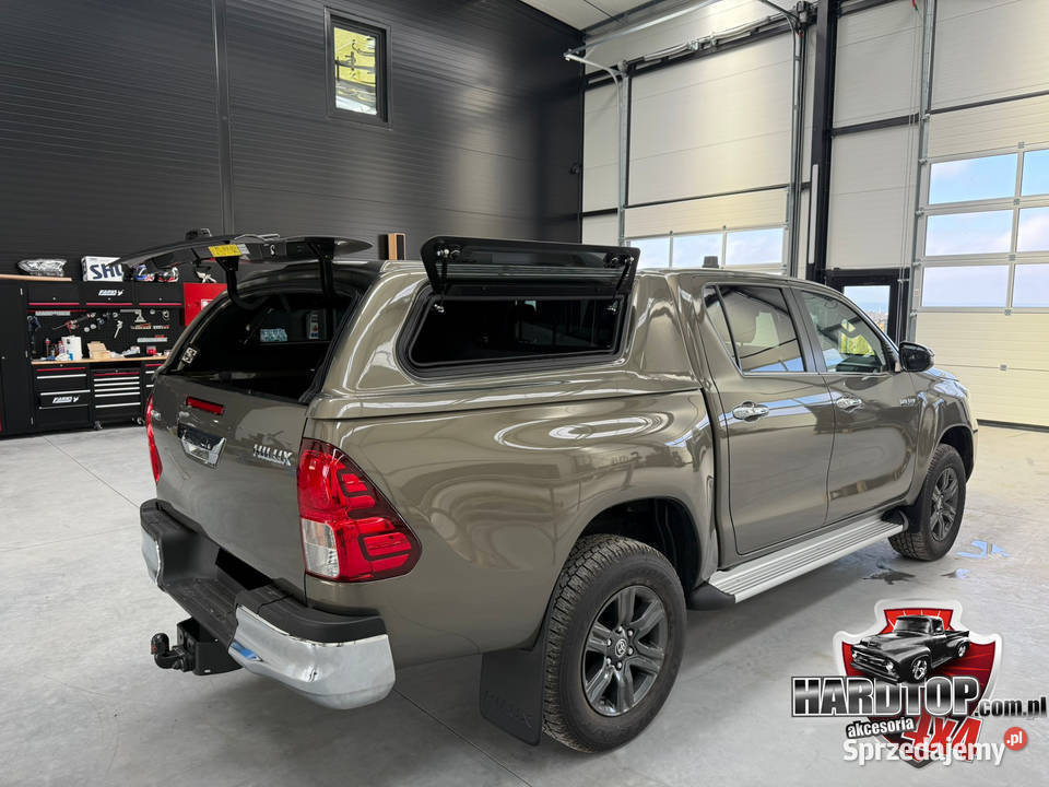 Zabudowa Toyota Hilux HARDTOP na pakę 2016 Szyby Pasłęk sprzedam