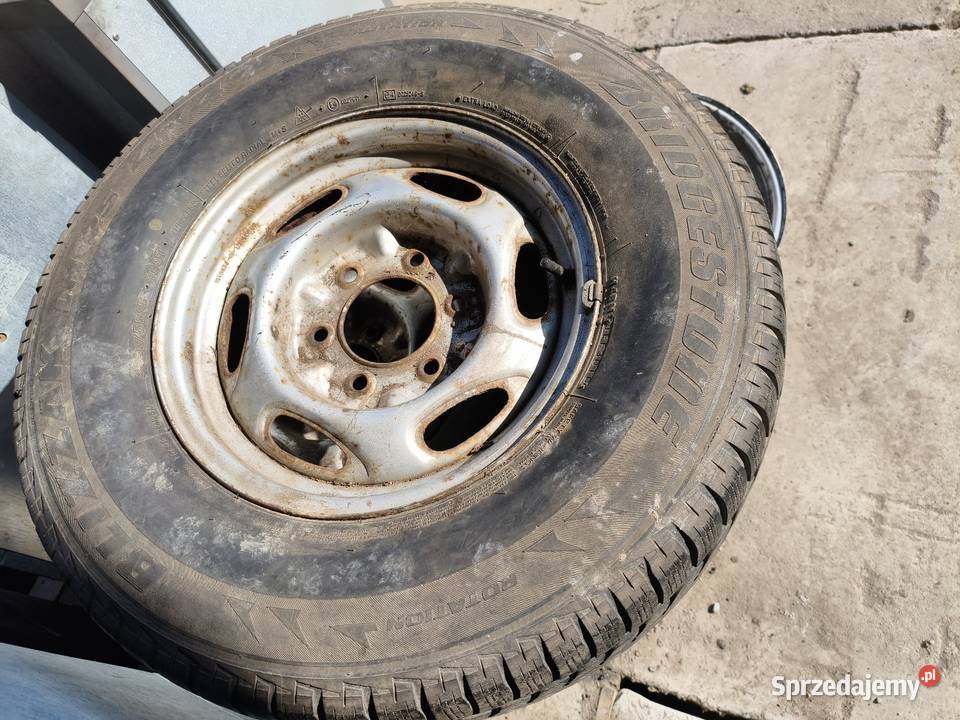 Solidne i masywne Koła Ford Ranger Nissan Patrol