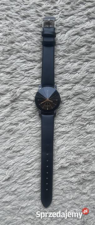 Fajny czarny zegarek złote dodatki Wrocław